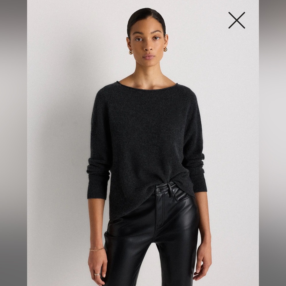 Quince 100% Mongolian cashmere boatneck black XS Sweater NWT